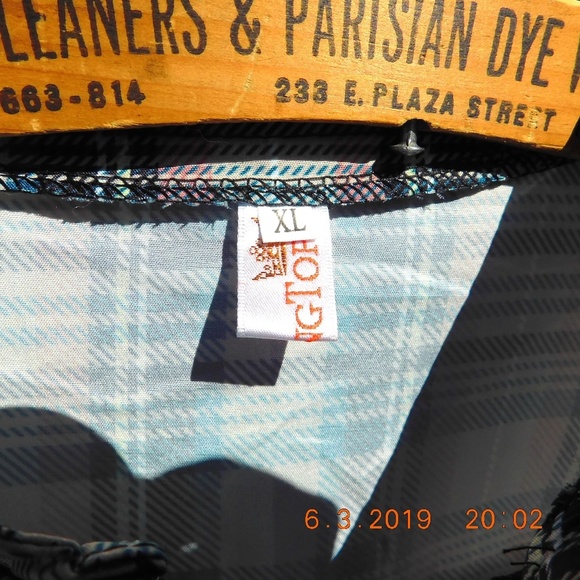 MokingTop plaid zippered front tunic roll sleeves - Picture 4 of 7